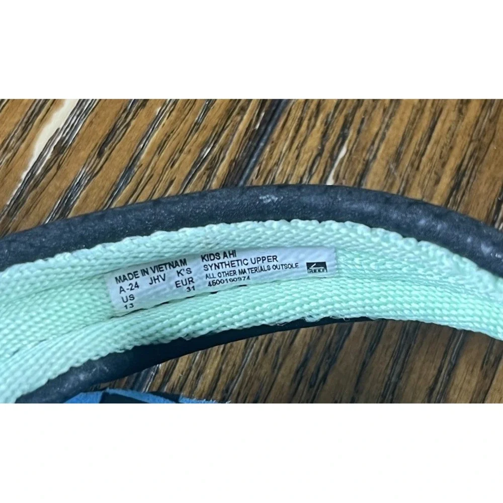 Reef Kids Size 13 Black Turquoise Flip Flop Sandals Beach Vacation